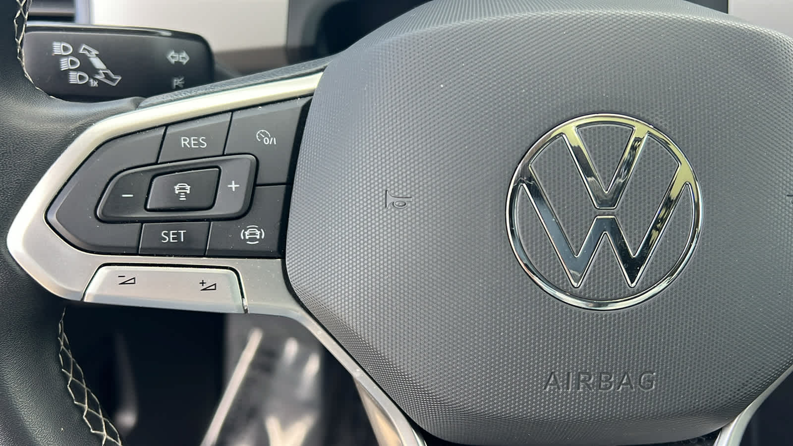 Thumbnail: 2022 Volkswagen Atlas - 19
