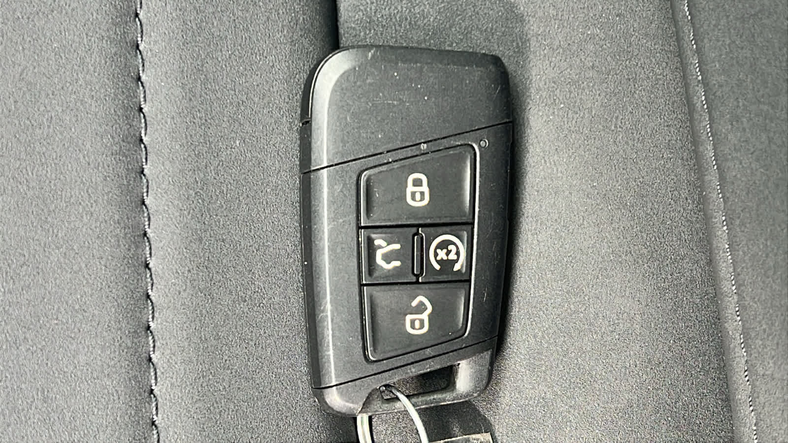 Thumbnail: 2025 Volkswagen Taos - 29