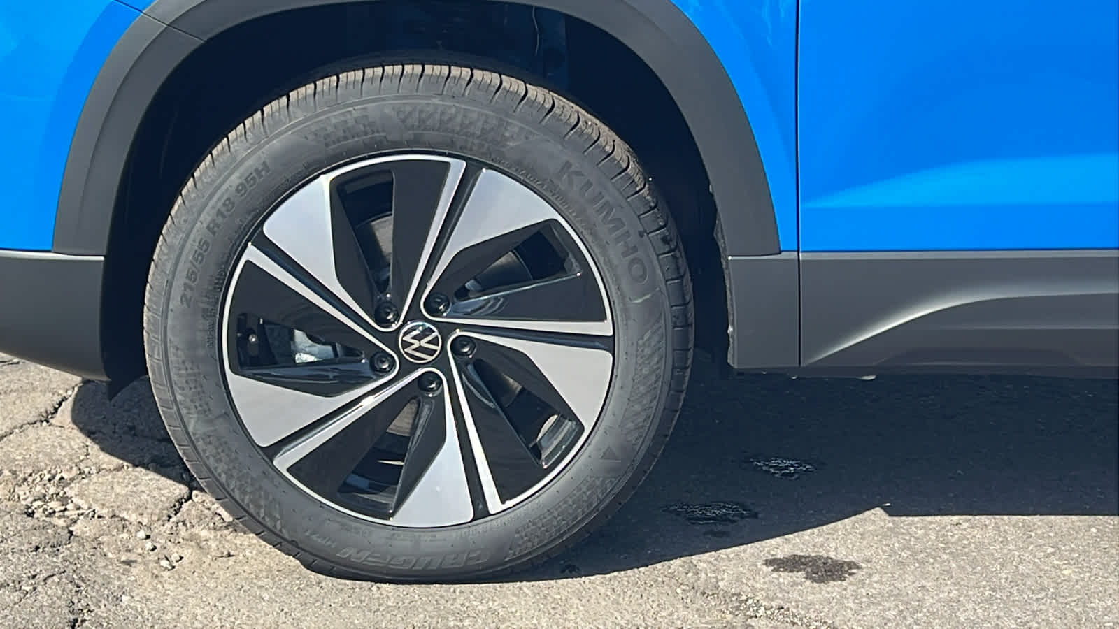 Thumbnail: 2026 Volkswagen Taos - 9