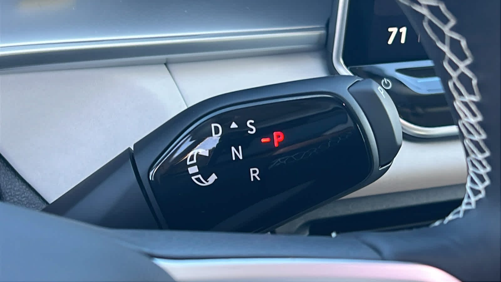 Thumbnail: 2026 Volkswagen Tiguan - 13