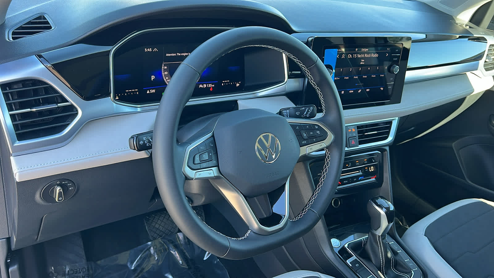 Thumbnail: 2025 Volkswagen Taos - 10