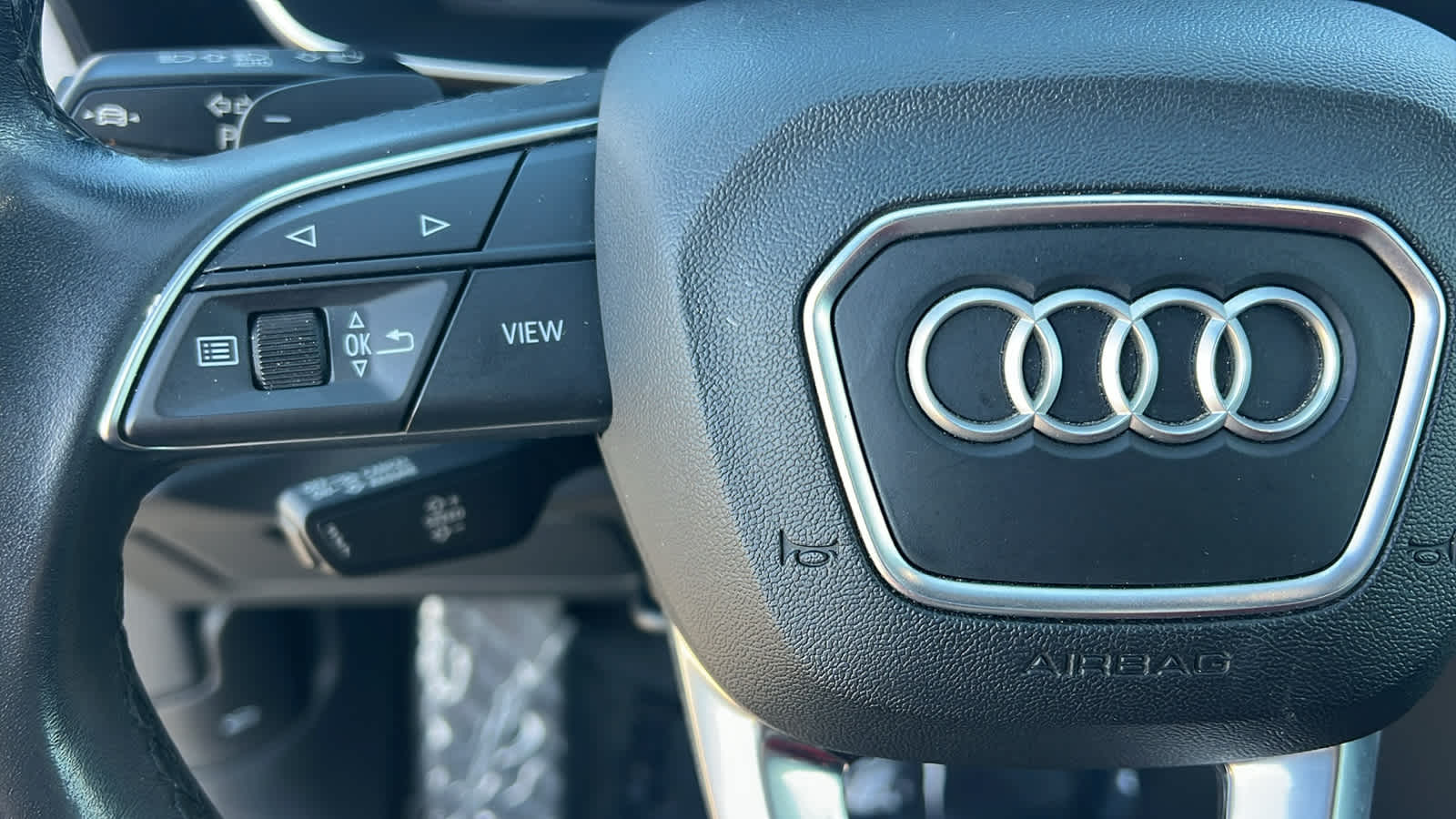 Thumbnail: 2023 Audi Q3 - 19