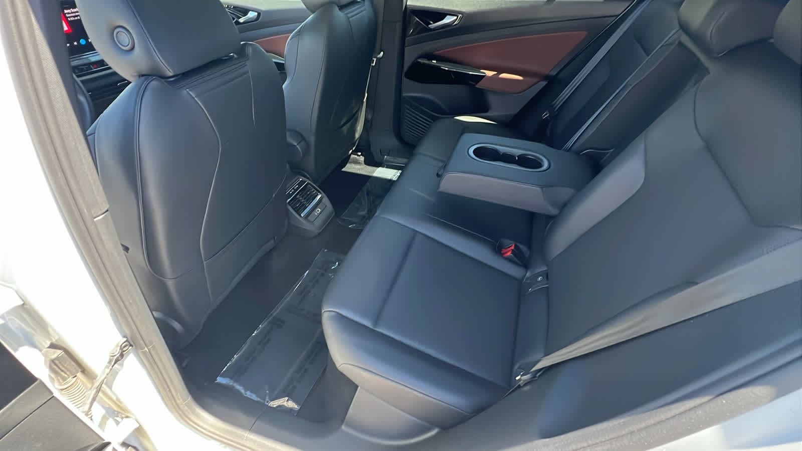 Thumbnail: 2021 Volkswagen ID.4 - 24