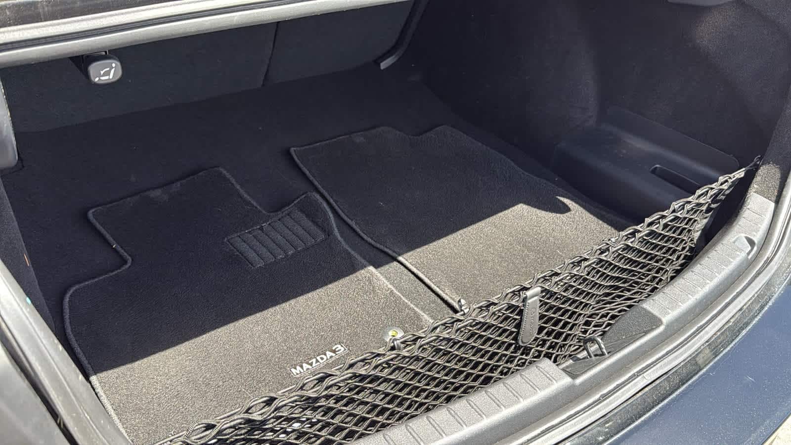 2022 Mazda Mazda3 Turbo 27