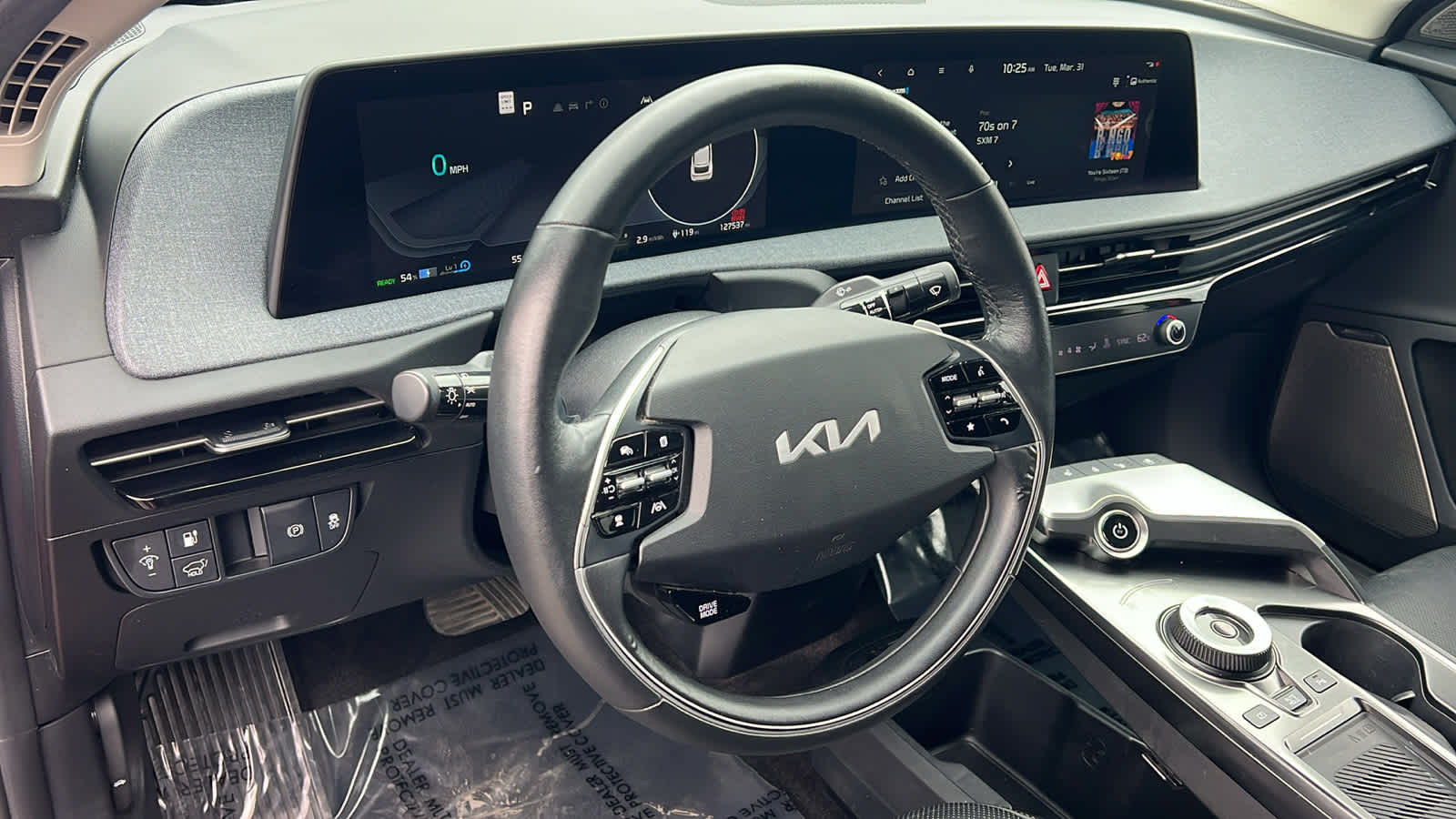 Thumbnail: 2022 Kia EV6 - 10