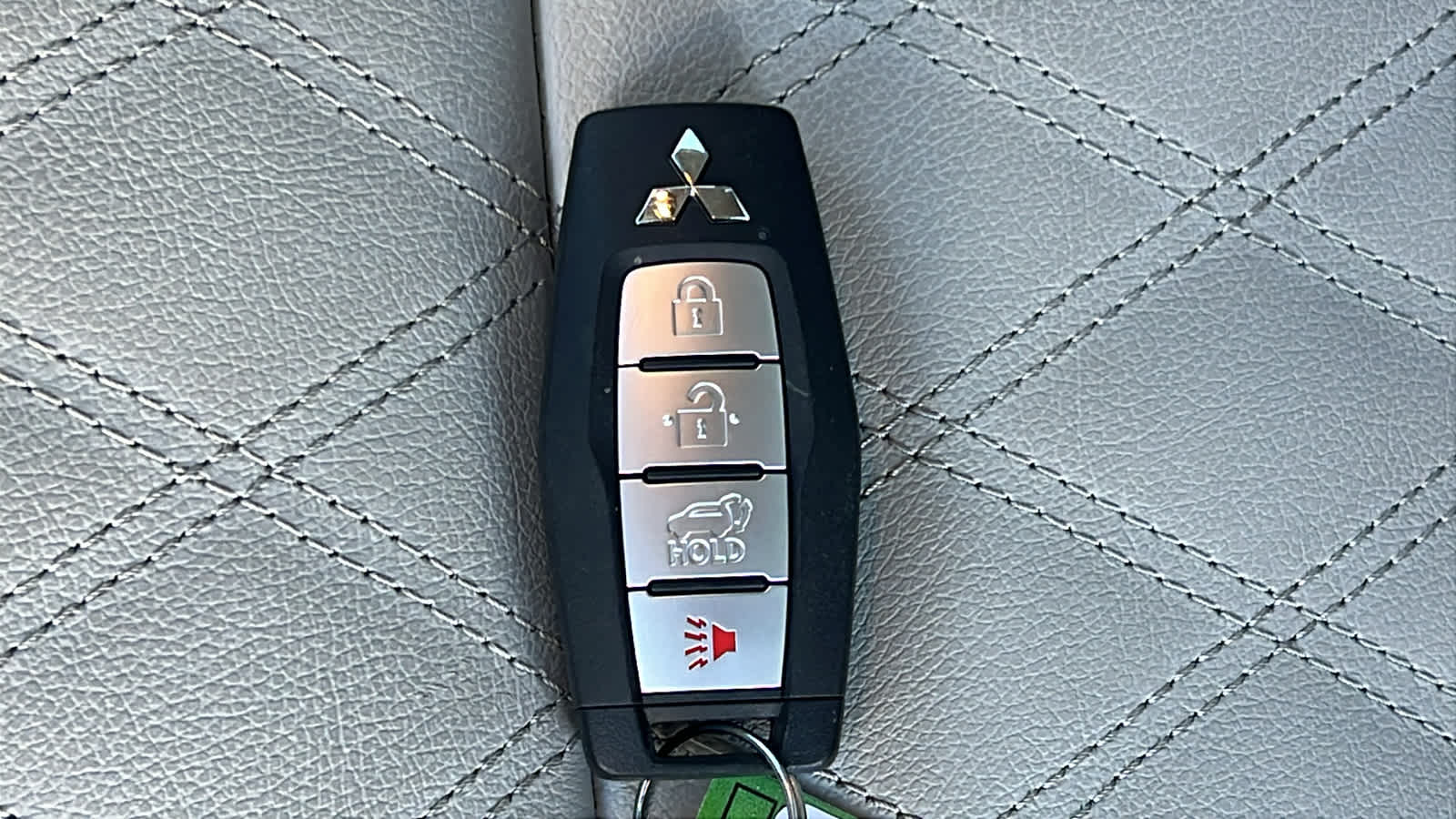 Thumbnail: 2023 Mitsubishi Outlander - 29