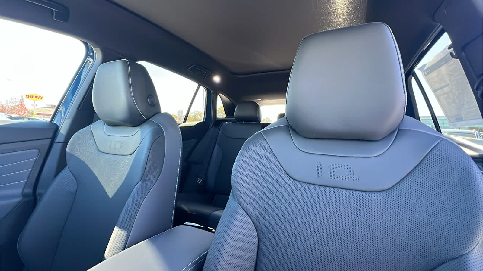 Thumbnail: 2025 Volkswagen ID.4 - 11