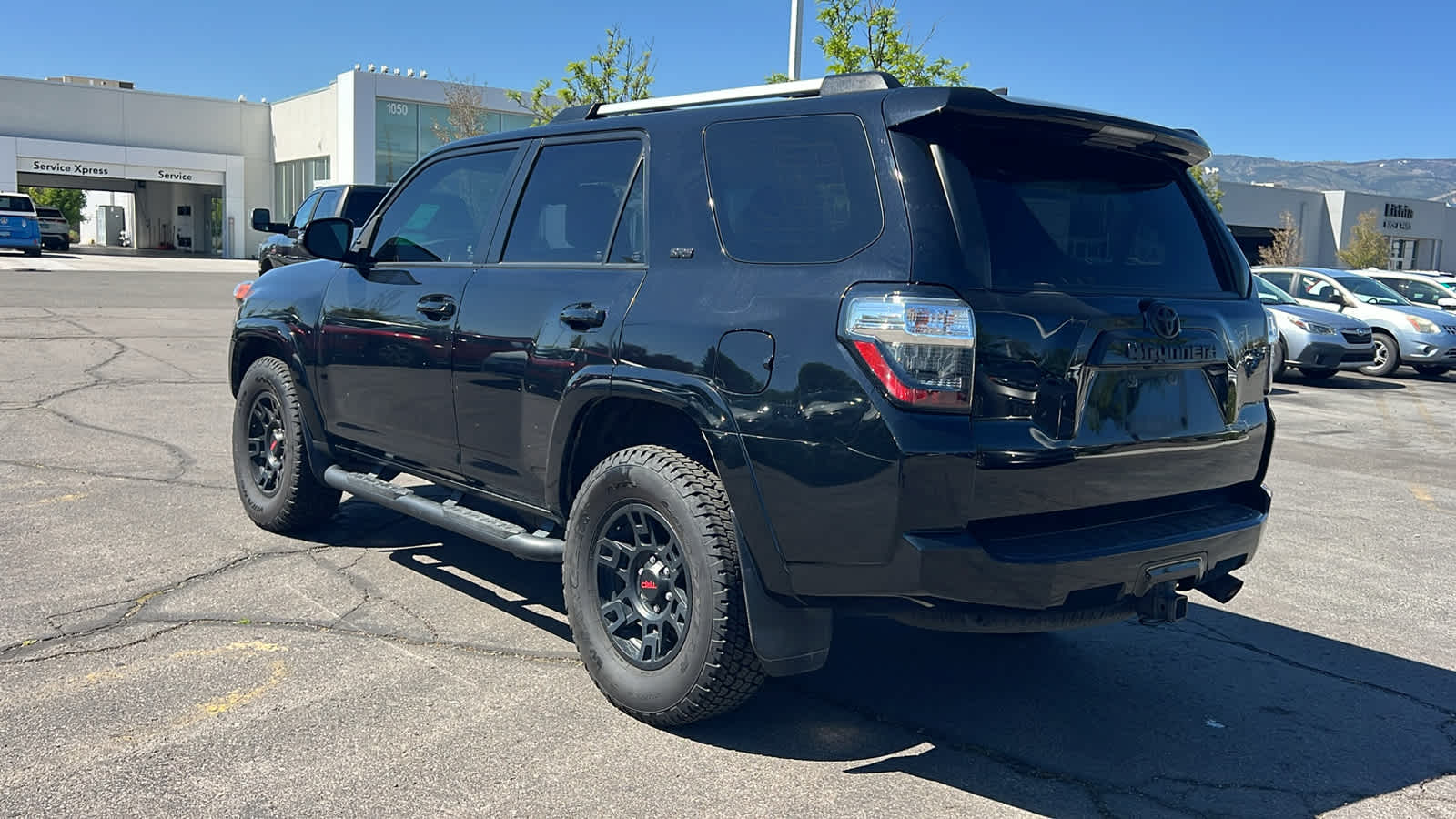 Thumbnail: 2023 Toyota 4Runner - 7