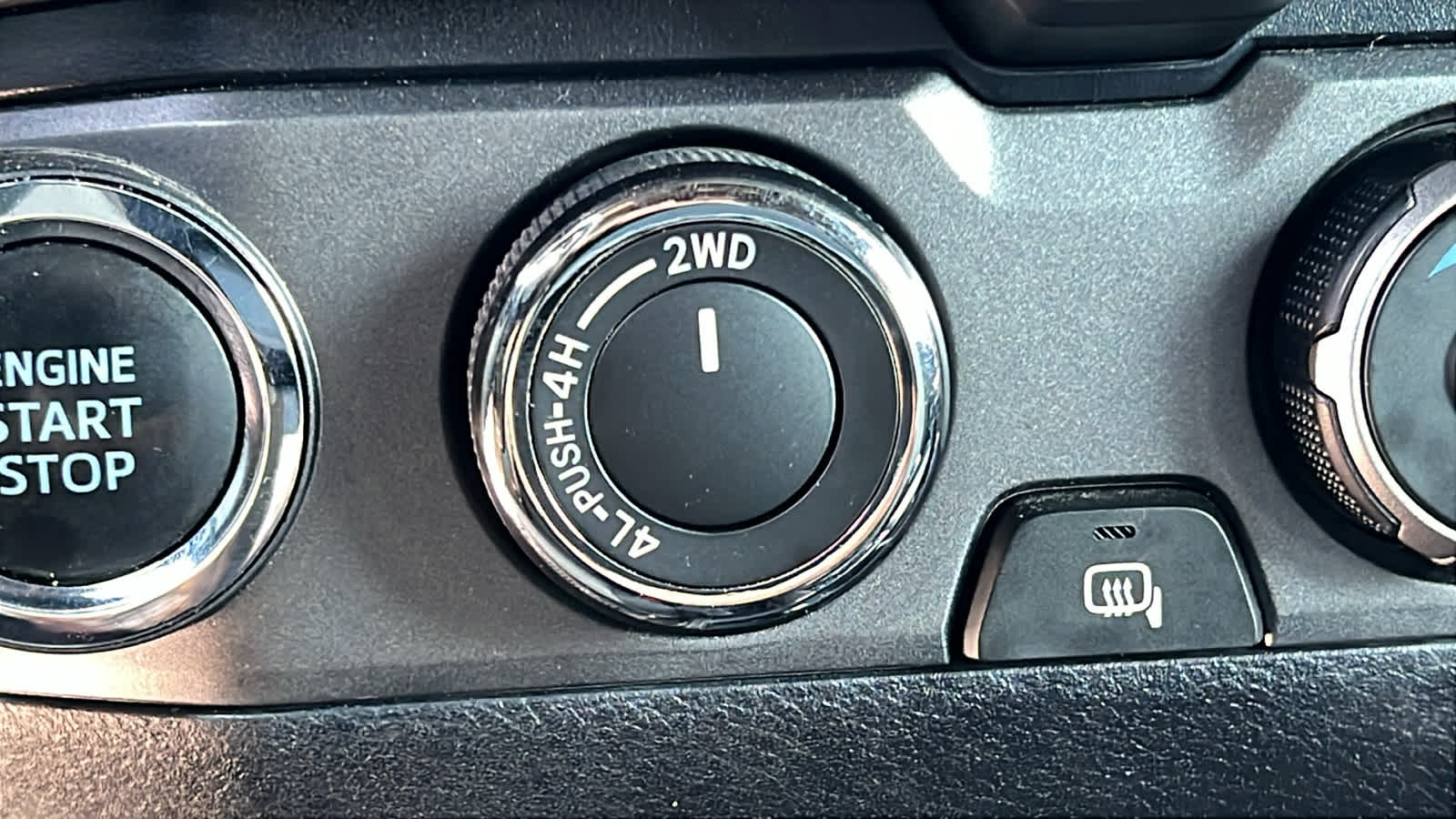 Thumbnail: 2022 Toyota Tacoma - 31