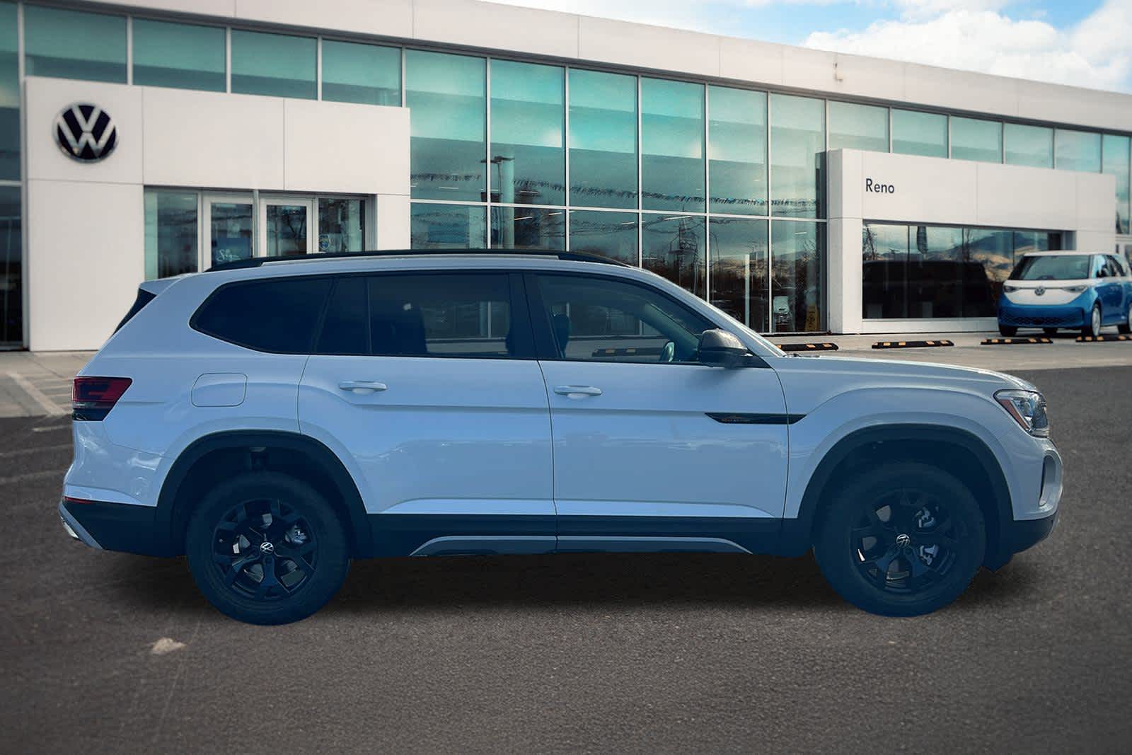 Thumbnail: 2026 Volkswagen Atlas - 4