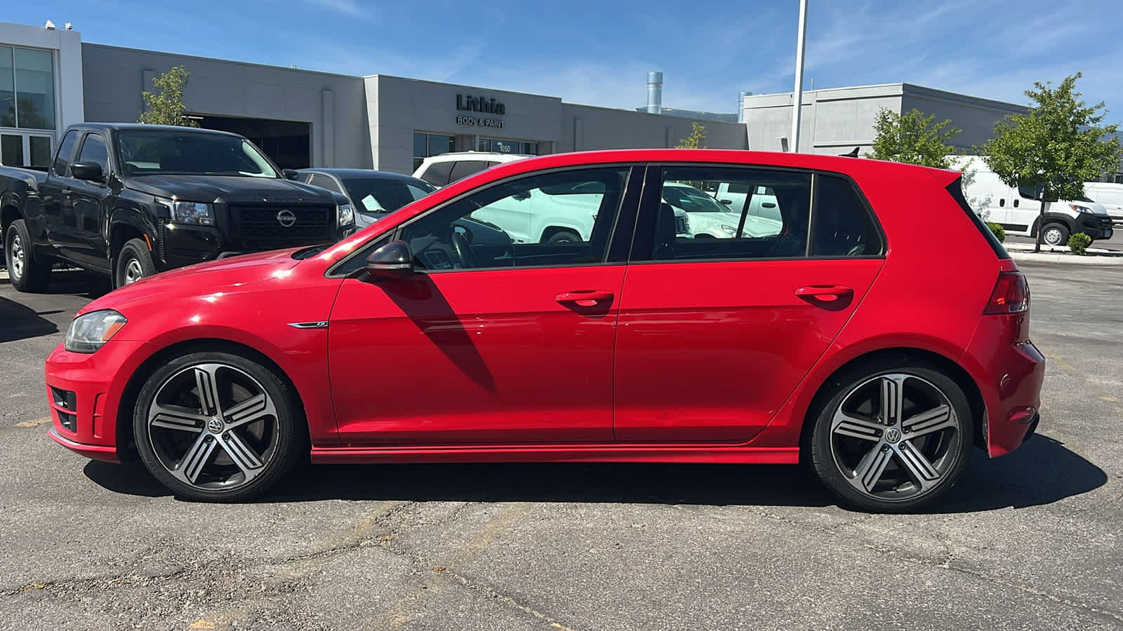 Thumbnail: 2016 Volkswagen Golf - 8