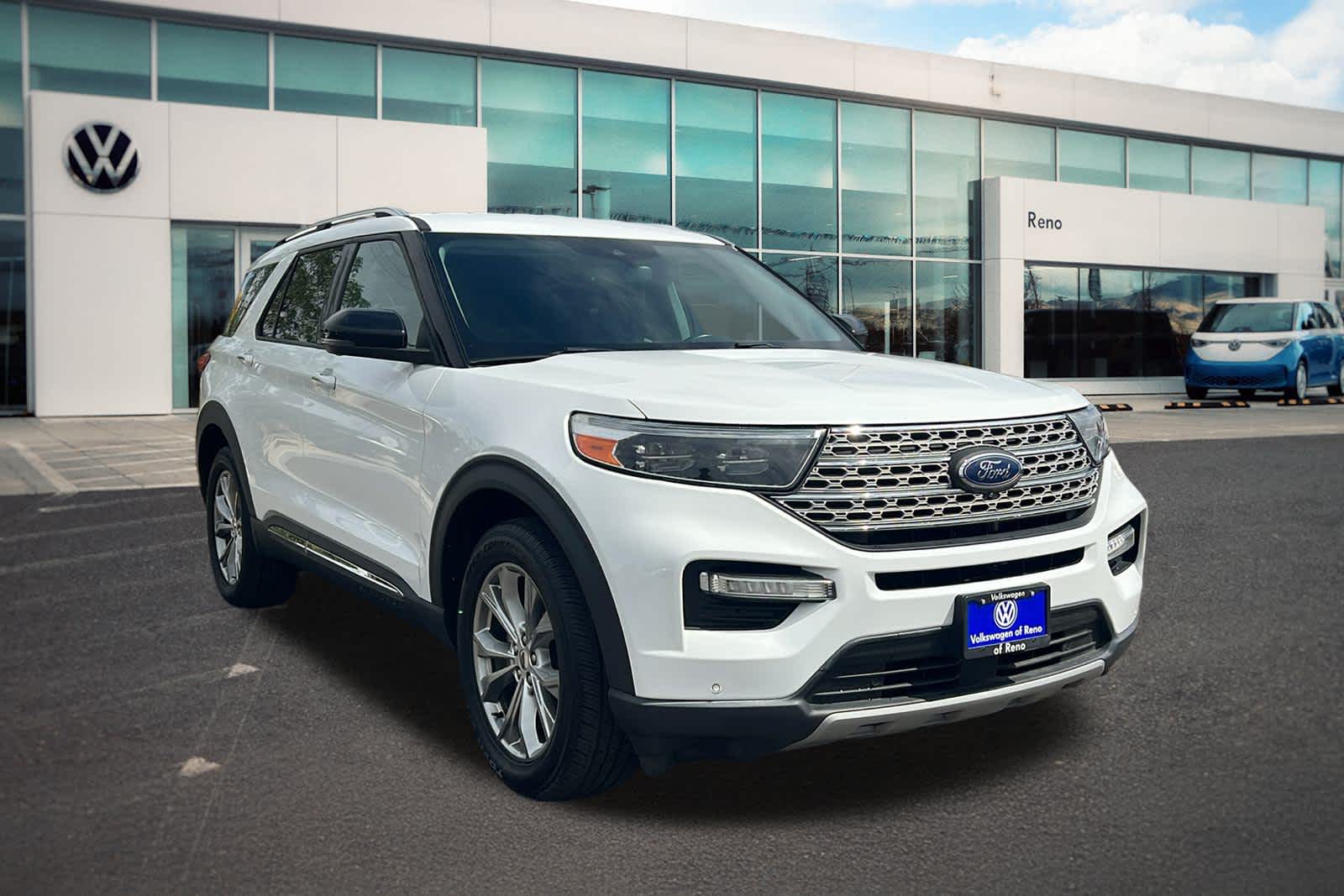Thumbnail: 2022 Ford Explorer - 3