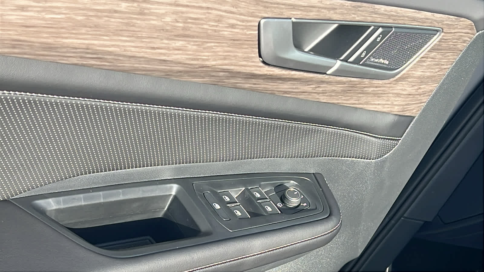 Thumbnail: 2026 Volkswagen Atlas - 22