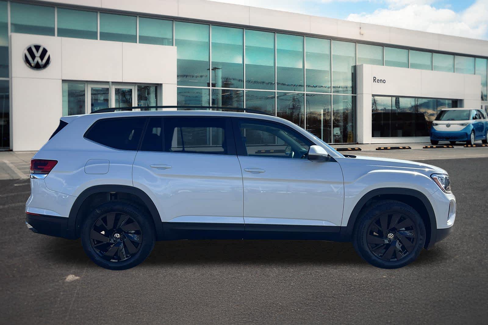 Thumbnail: 2026 Volkswagen Atlas - 4