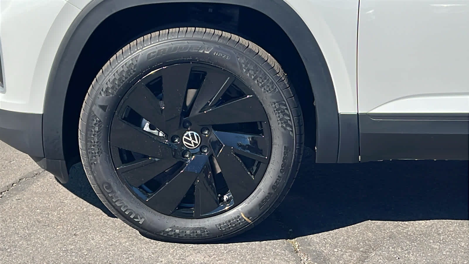 Thumbnail: 2026 Volkswagen Atlas - 9