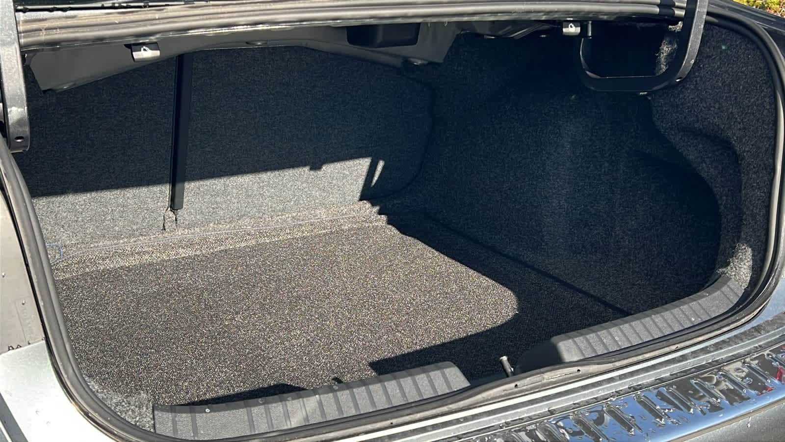 Thumbnail: 2025 Volkswagen Jetta - 27