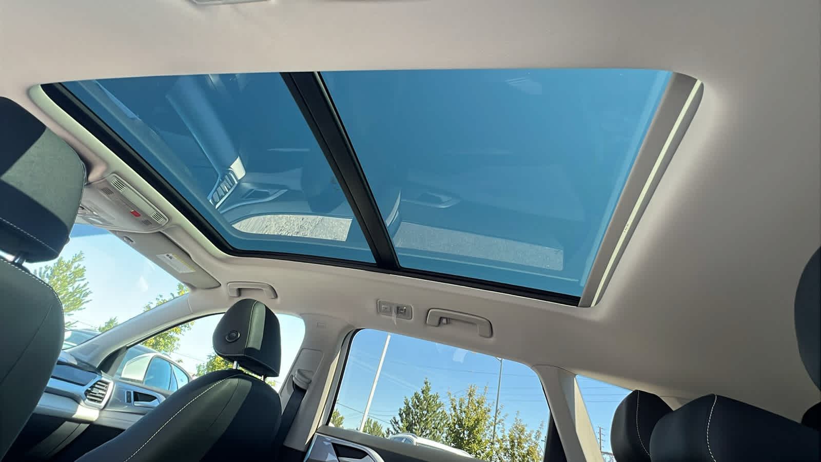 Thumbnail: 2025 Volkswagen Taos - 31