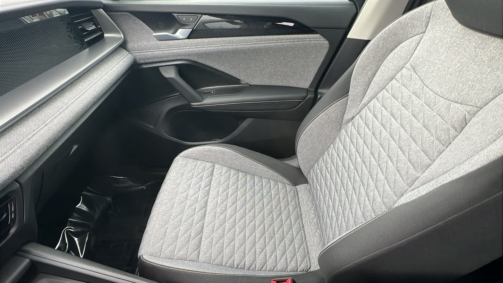 Thumbnail: 2026 Volkswagen Tiguan - 12