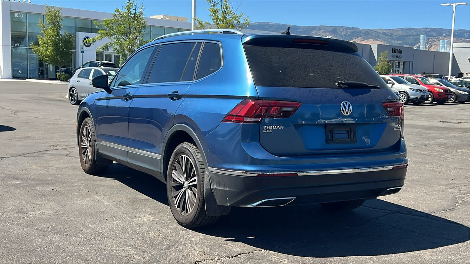 Thumbnail: 2018 Volkswagen Tiguan - 7