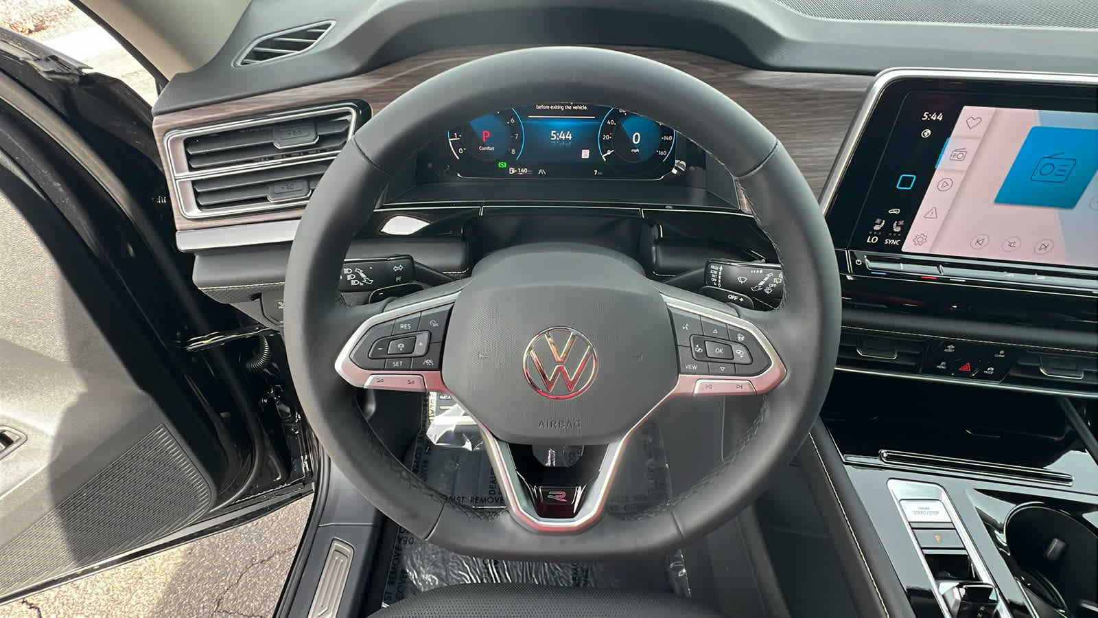 Thumbnail: 2026 Volkswagen Atlas - 18