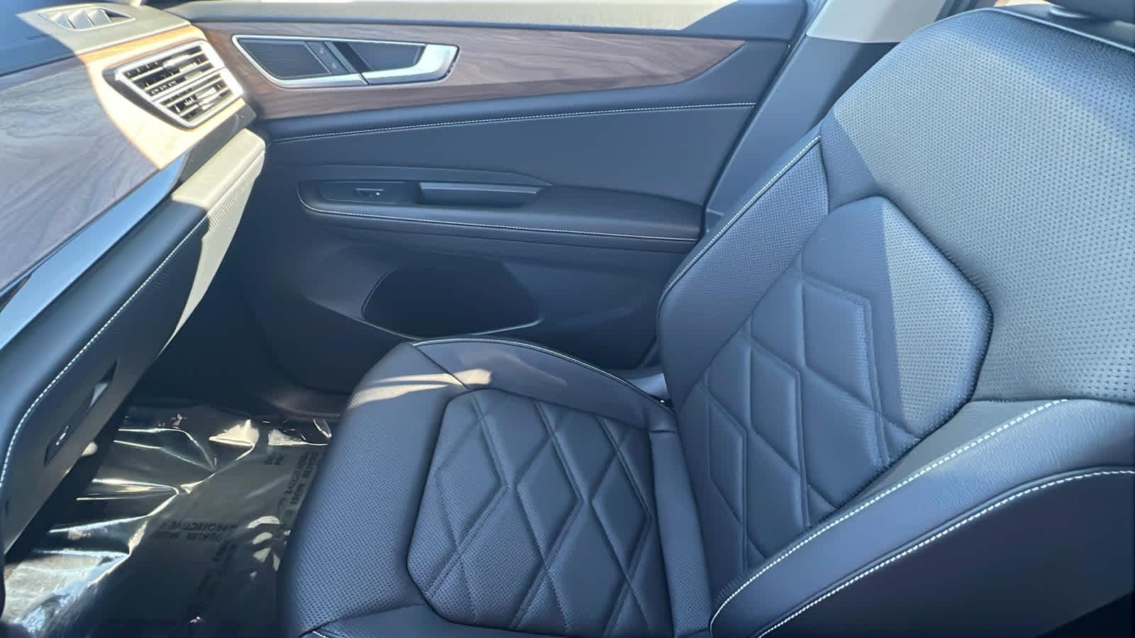 Thumbnail: 2026 Volkswagen Atlas - 12