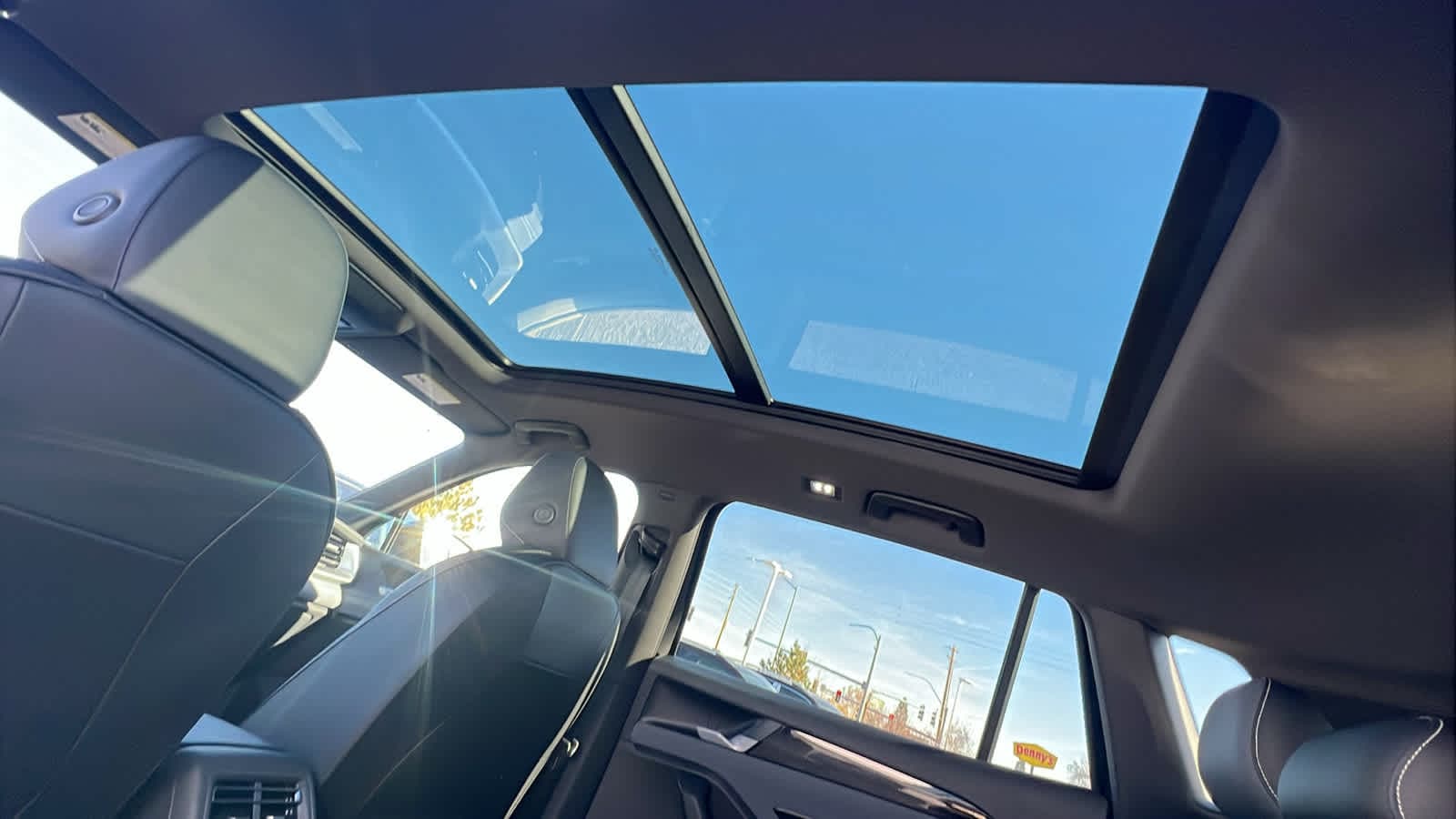 Thumbnail: 2026 Volkswagen Tiguan - 31