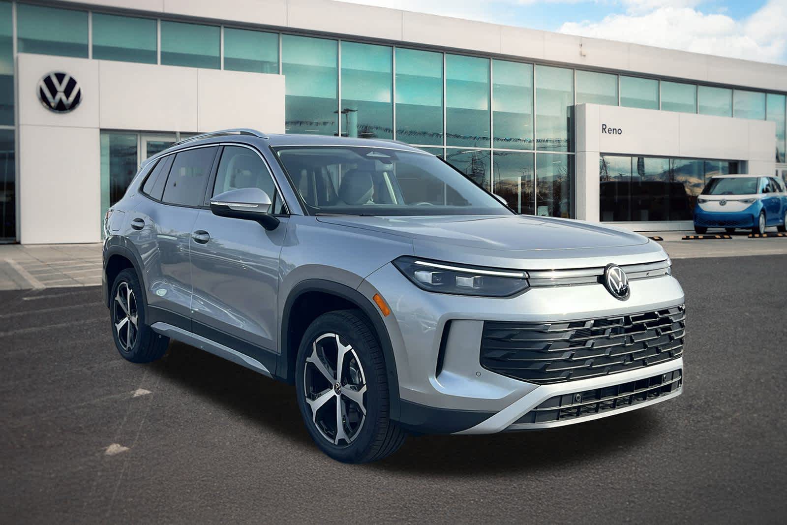 Thumbnail: 2026 Volkswagen Tiguan - 3