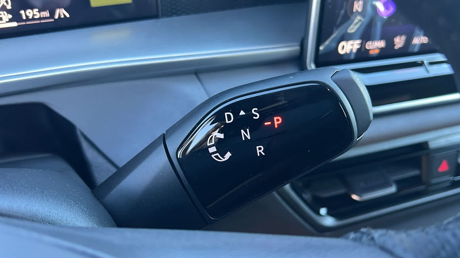 Thumbnail: 2026 Volkswagen Tiguan - 13