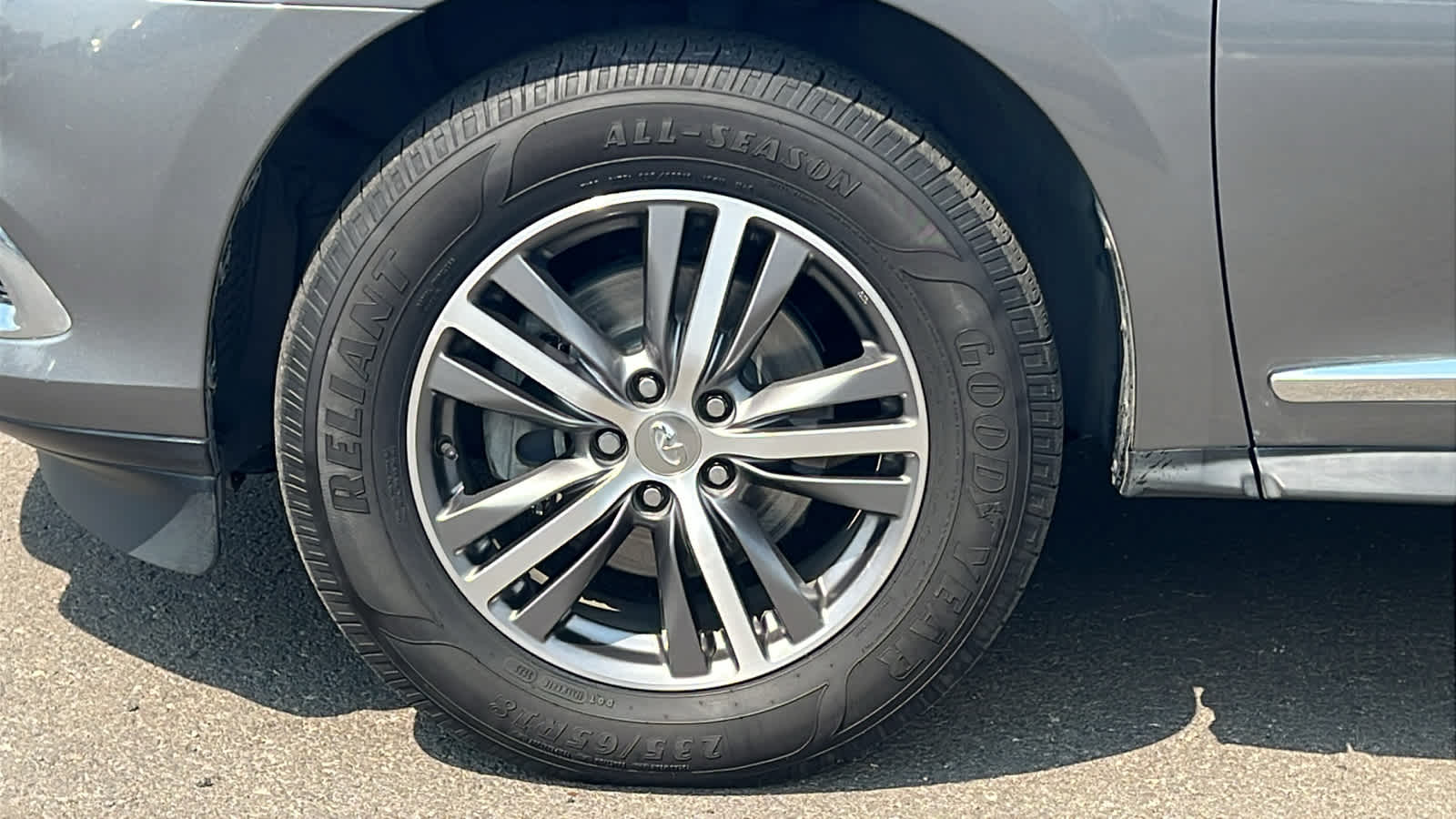Thumbnail: 2020 INFINITI QX60 - 9