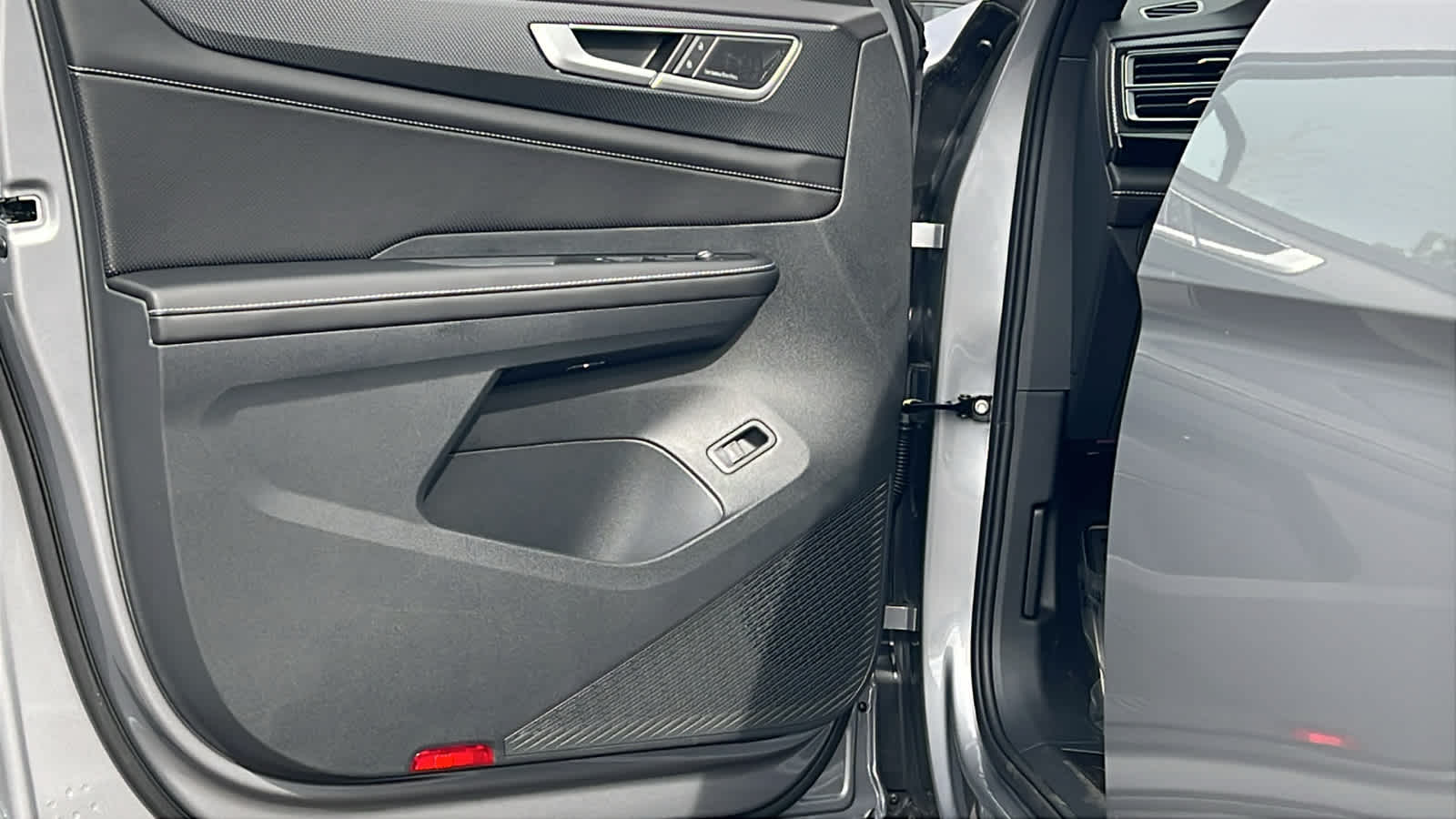 Thumbnail: 2026 Volkswagen Atlas - 23