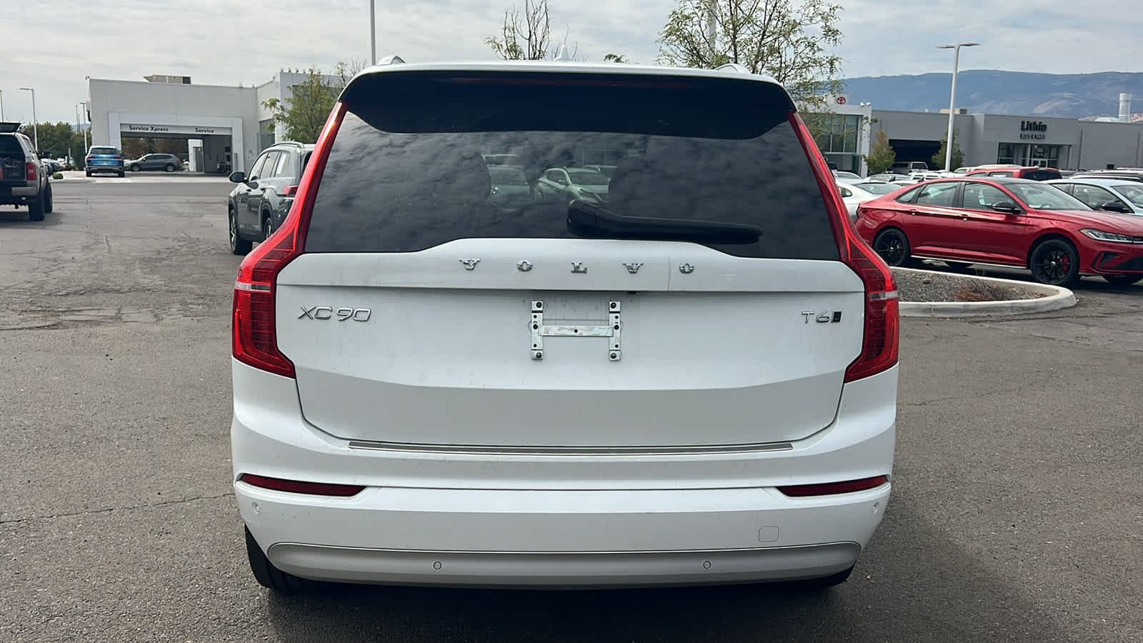 Thumbnail: 2022 Volvo XC90 - 6