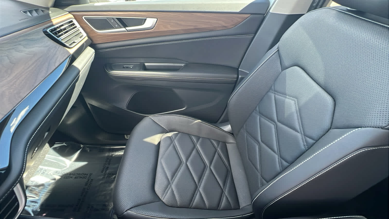 Thumbnail: 2026 Volkswagen Atlas - 12