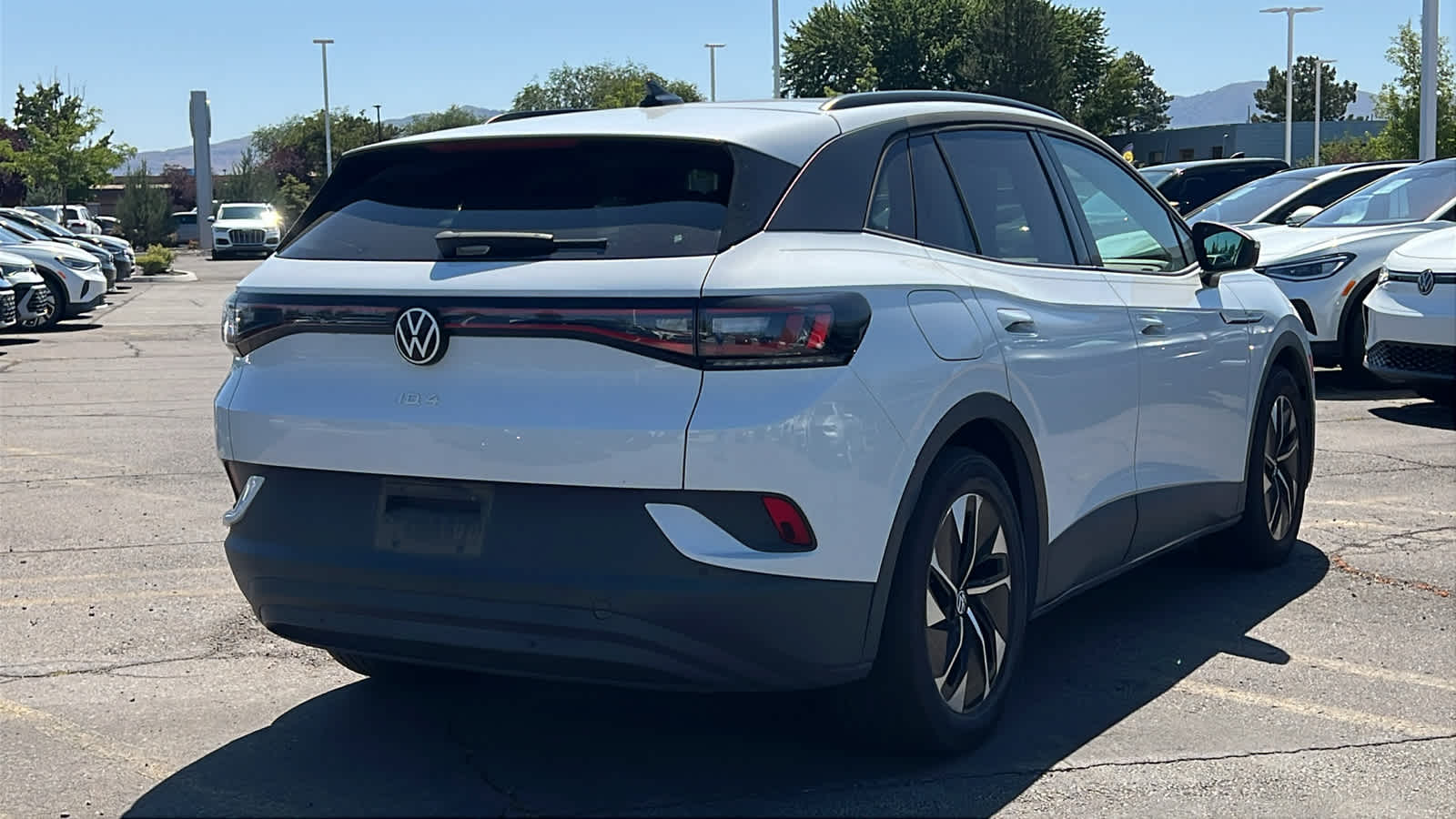 Thumbnail: 2021 Volkswagen ID.4 - 5