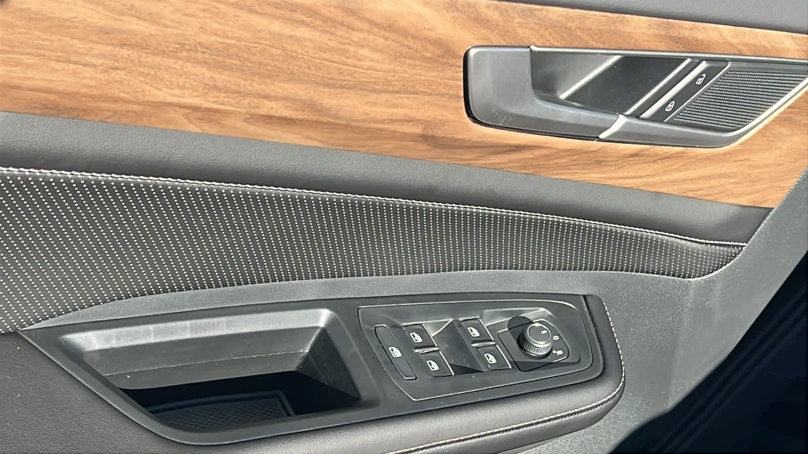 Thumbnail: 2026 Volkswagen Atlas - 22