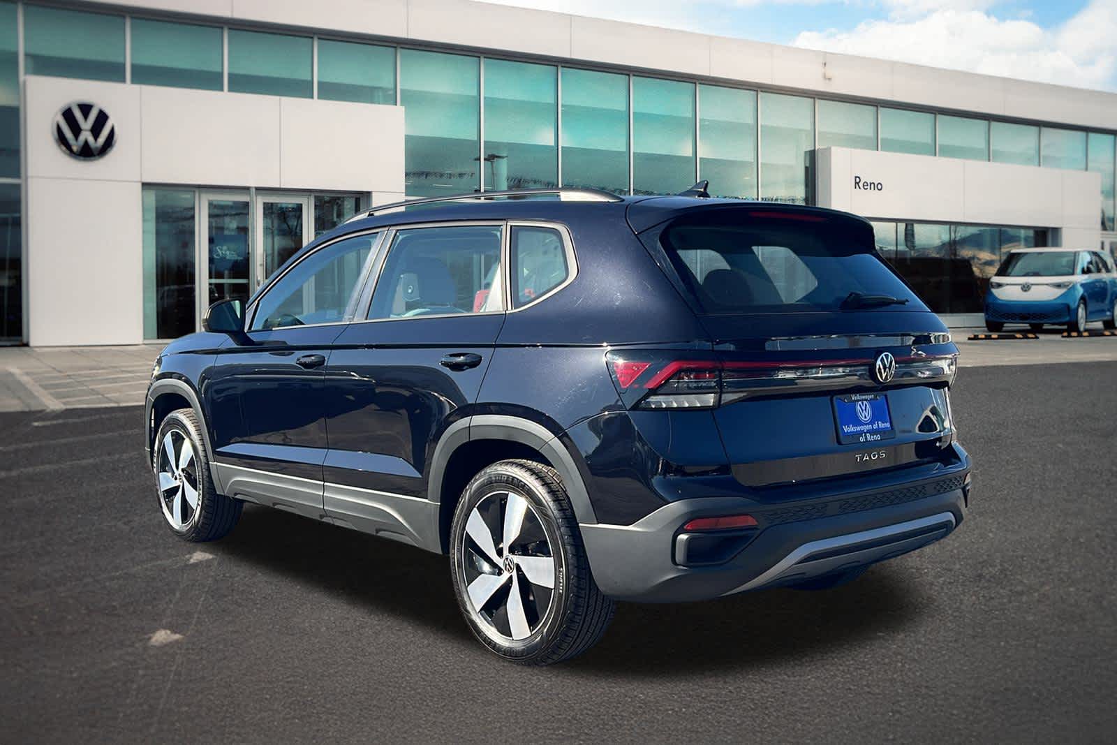 Thumbnail: 2025 Volkswagen Taos - 7