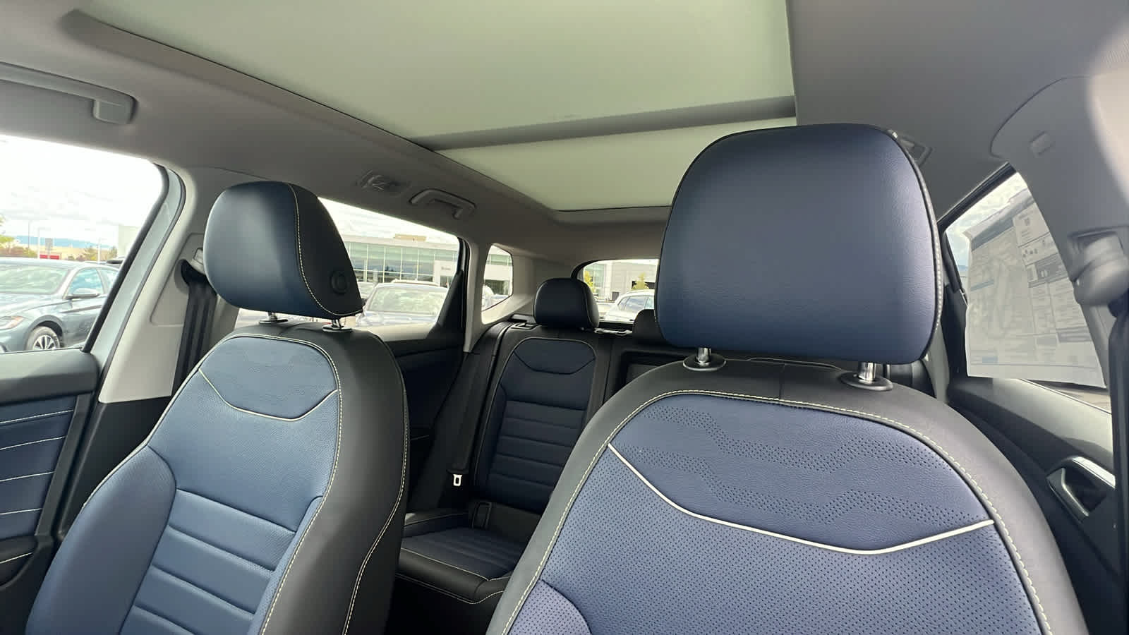 Thumbnail: 2025 Volkswagen Taos - 11