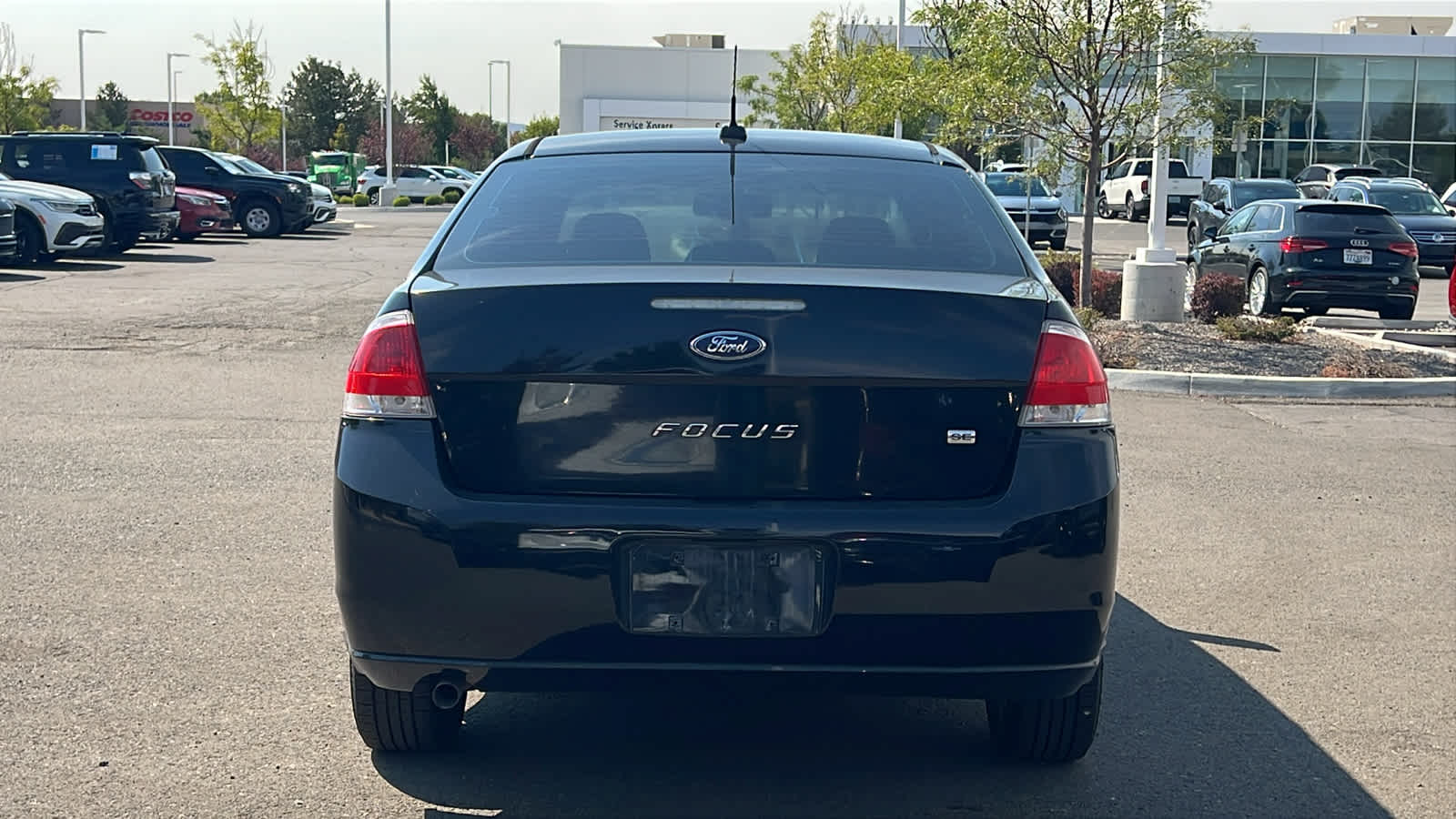 Thumbnail: 2010 Ford Focus - 6