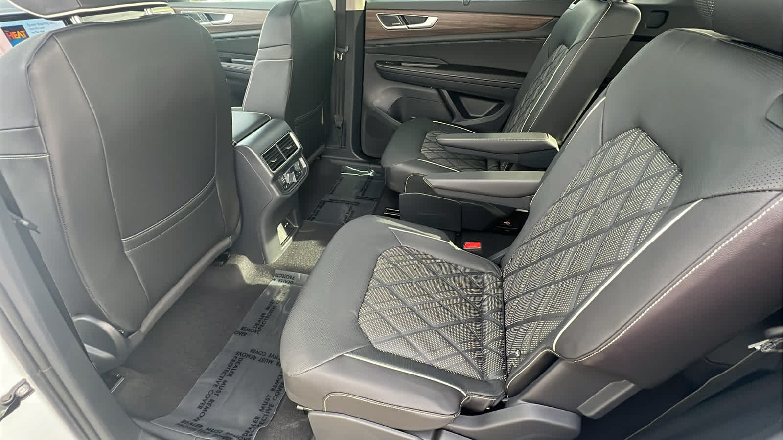 Thumbnail: 2026 Volkswagen Atlas - 24