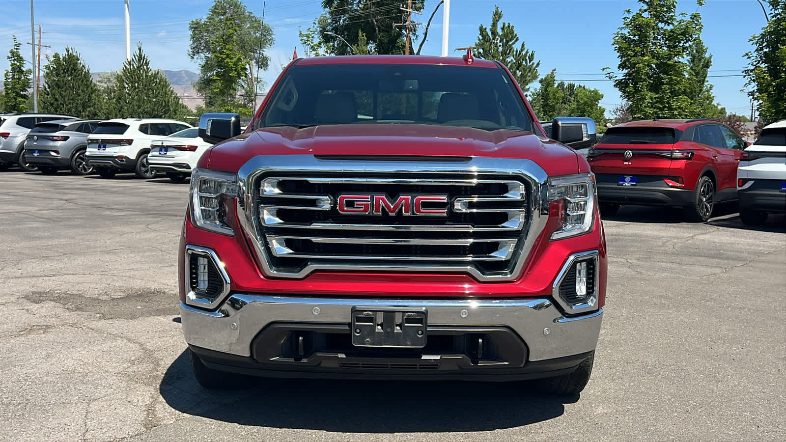 2019 GMC Sierra 1500 SLT 2