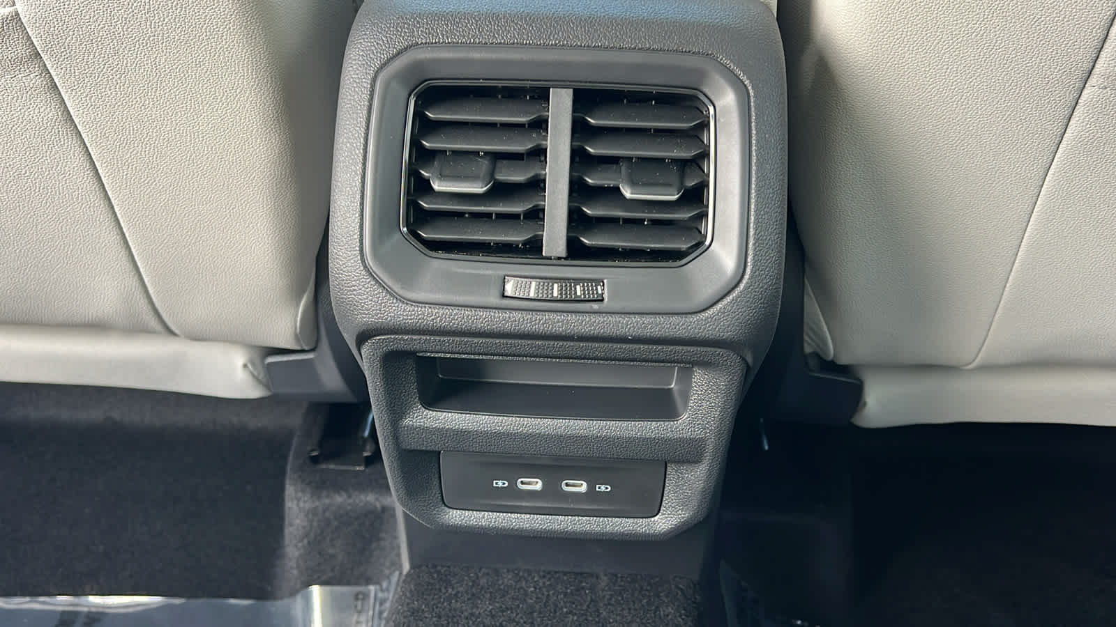 Thumbnail: 2026 Volkswagen Taos - 25