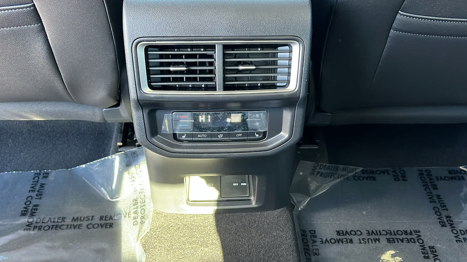 Thumbnail: 2026 Volkswagen Atlas - 25