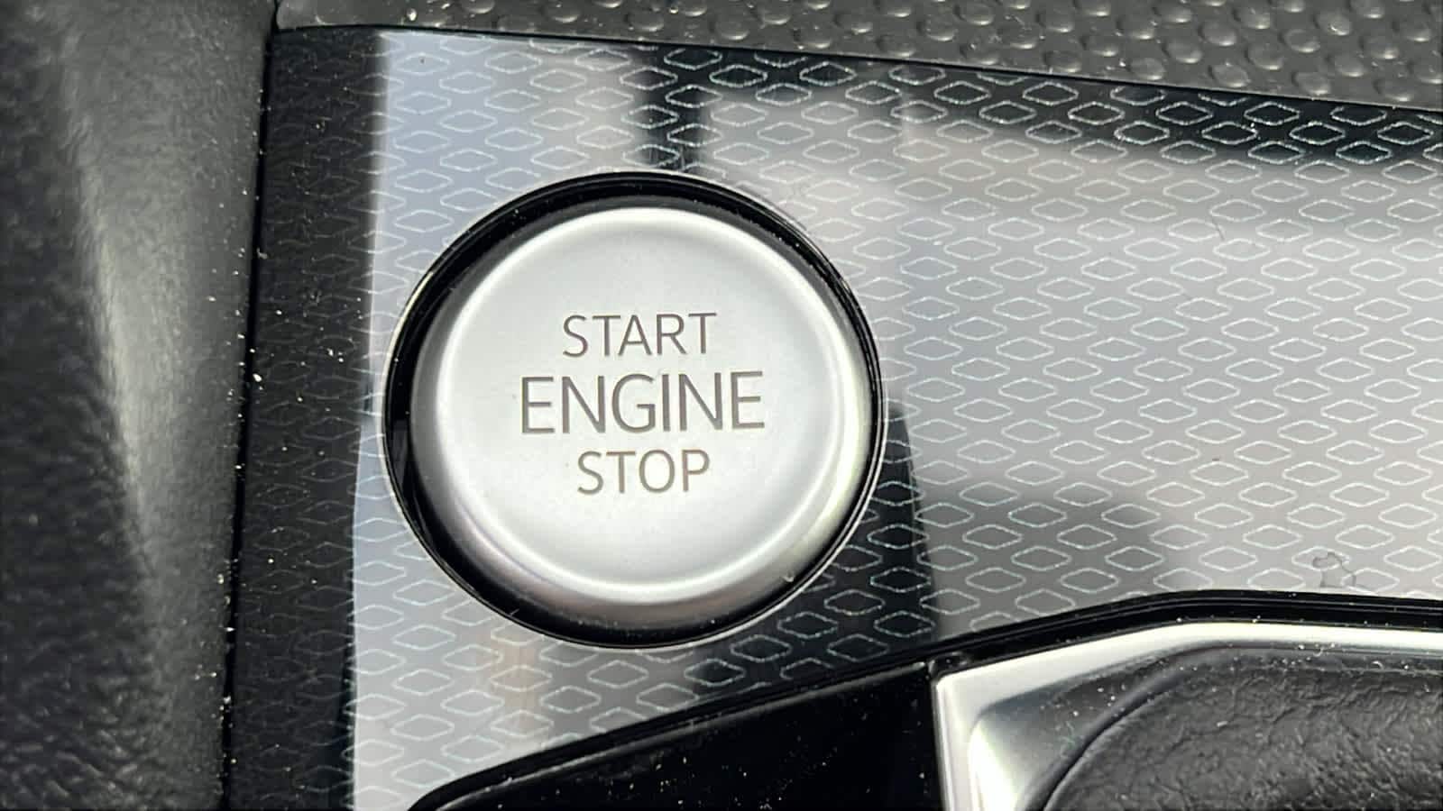 Thumbnail: 2026 Volkswagen Taos - 17