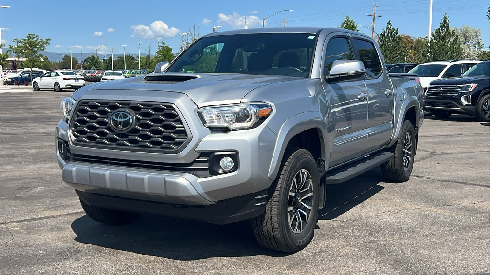 Thumbnail: 2021 Toyota Tacoma - 1