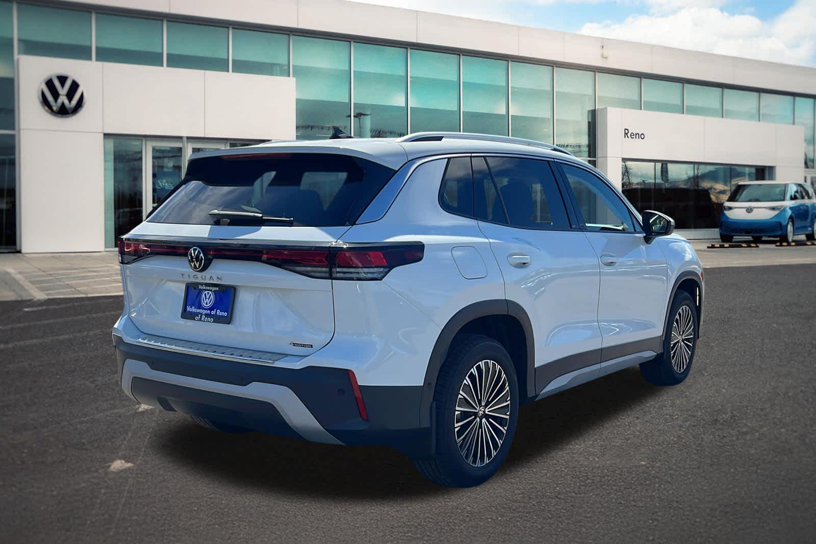 Thumbnail: 2026 Volkswagen Tiguan - 5