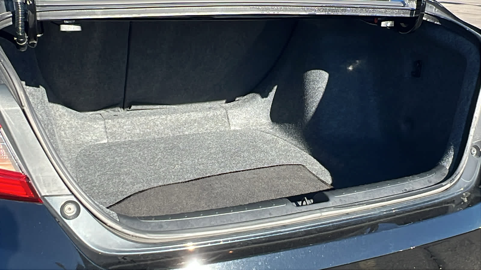 Thumbnail: 2018 Honda Accord - 27