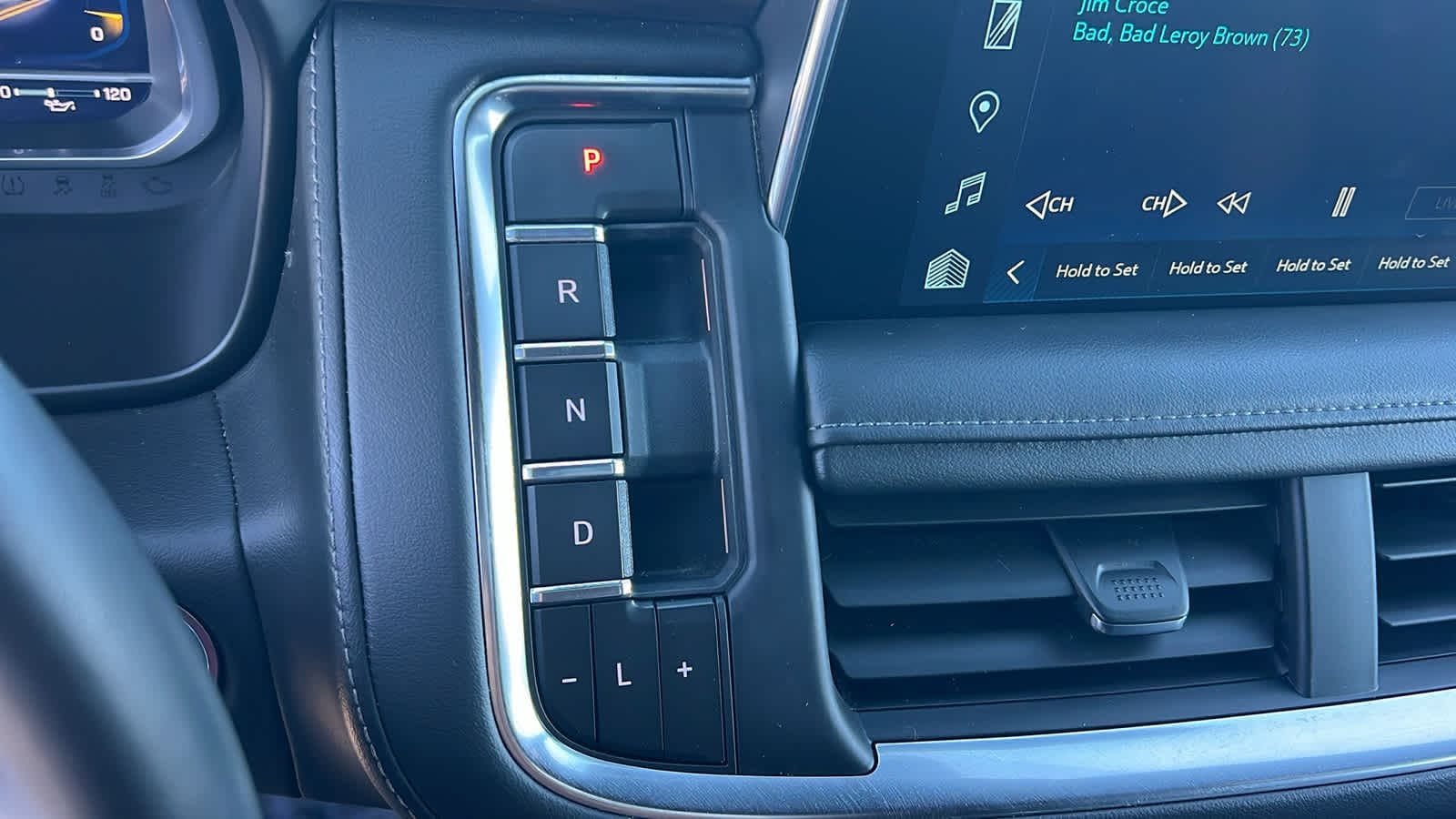 Thumbnail: 2023 Chevrolet Tahoe - 13