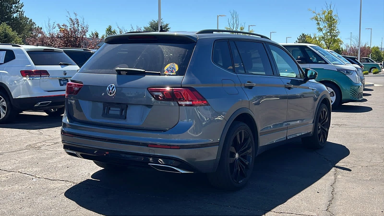 Thumbnail: 2021 Volkswagen Tiguan - 5