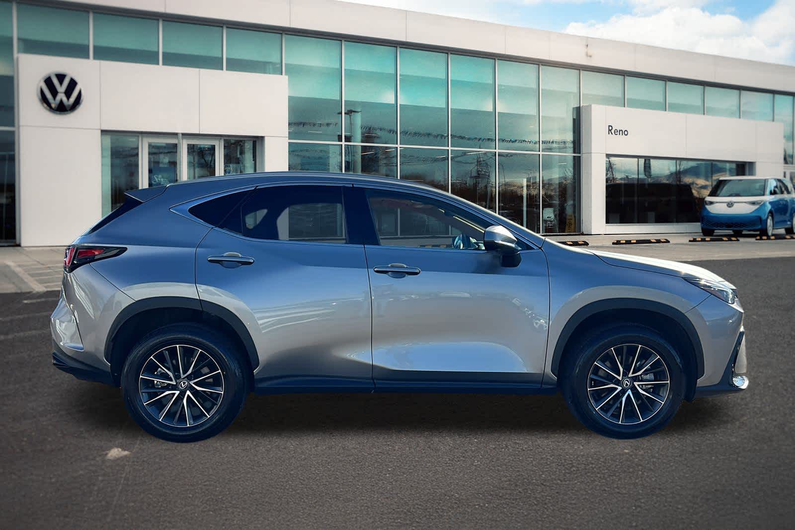 2024 Lexus NX 350h Premium photo 3