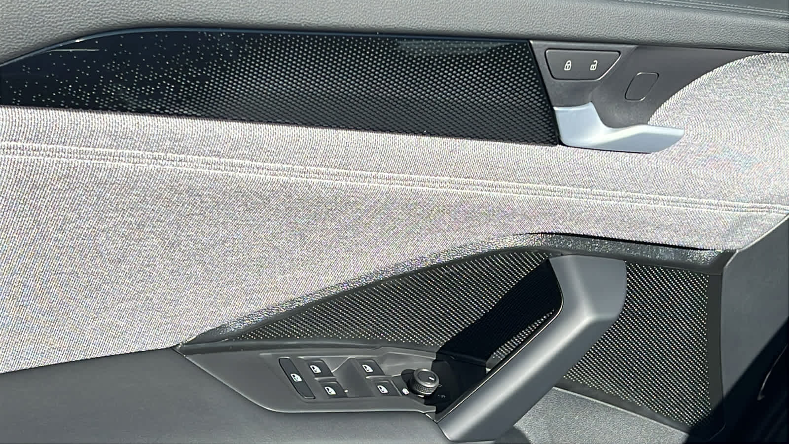 Thumbnail: 2026 Volkswagen Tiguan - 22