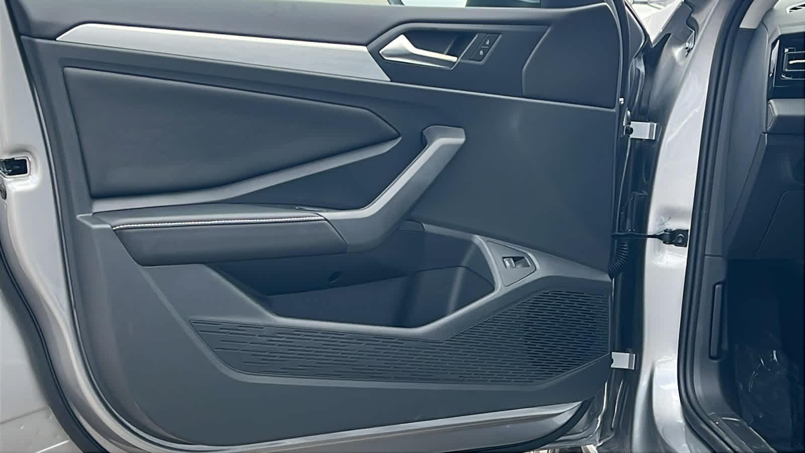Thumbnail: 2026 Volkswagen Jetta - 23